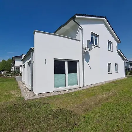 Ostsee-luxus-ferienwohnung דירה *